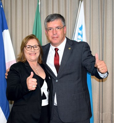 Vereadora empossada Selene Jastrow e Deputado Estadual Adilson Espíndula