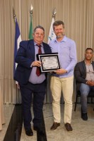  (<a class="download" href="https://www.santamariadejetiba.es.leg.br/institucional/fotos/sessao-solene-alusiva-ao-dia-do-colono-2025/whatsapp-image-2025-12-11-at-08-51-35-3.jpeg/at_download/image">Download</a>)